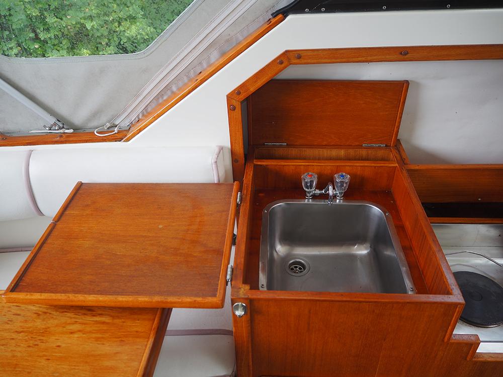 Stuurhuis, Accommodatie